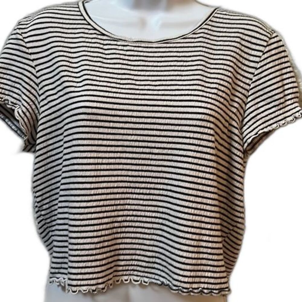 American Eagle Black & White Striped Crop Top Size Juniors Medium